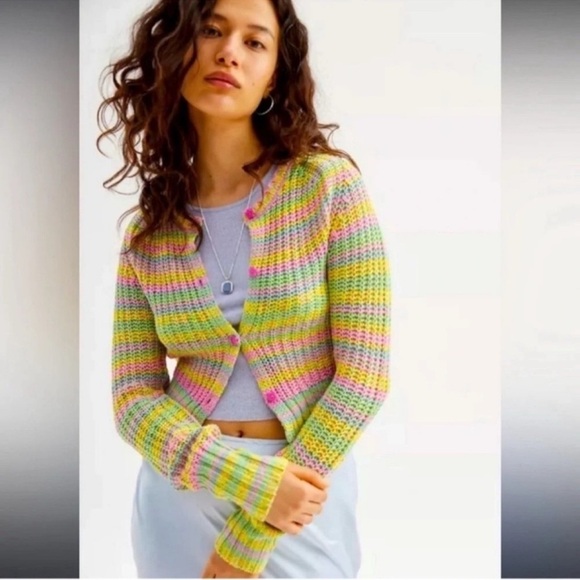 URBAN OUTFITTERS Celin Flower-Button Cardigan Size XS - Picture 1 of 10